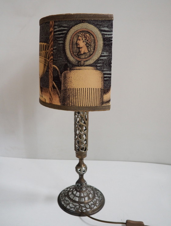 Image 1 of Filagraan Bronzen Lamp/ Schaduw Fornasetti Stof.