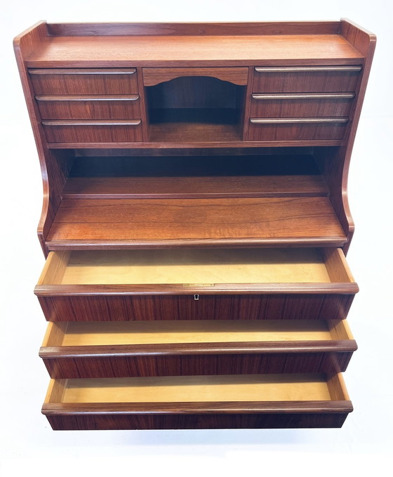 Image 1 of Deense secretaire