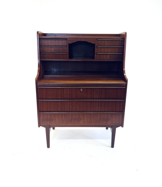 Image 1 of Deense secretaire