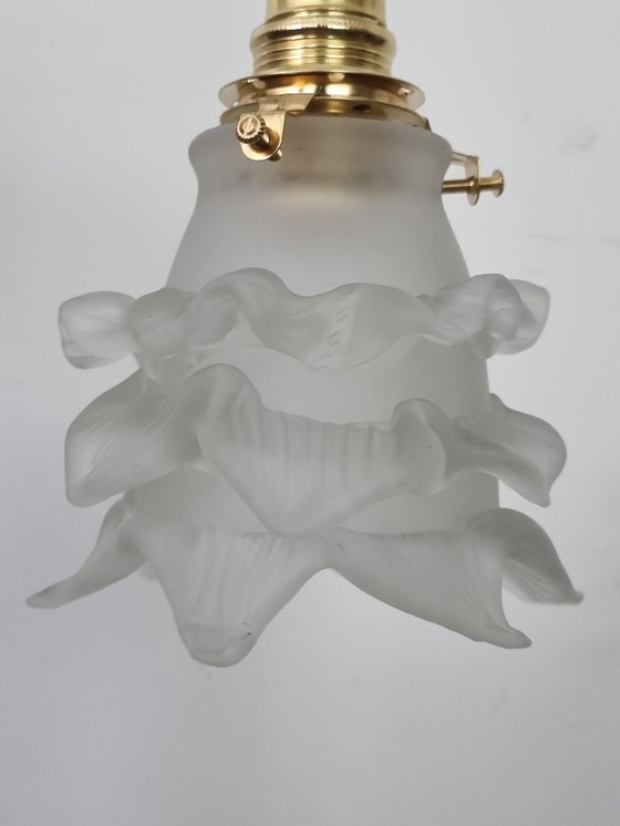 Image 1 of Vintage witte glazen hanglamp