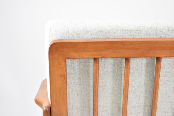 Image 1 of Scandinavische tweezitsbank, cappuccino & teakhout