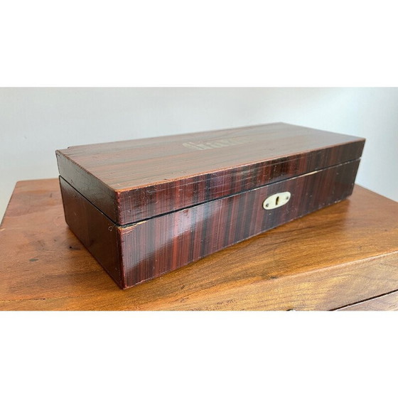 Image 1 of Paar oude houten handschoen- en zwaluwstaartdozen