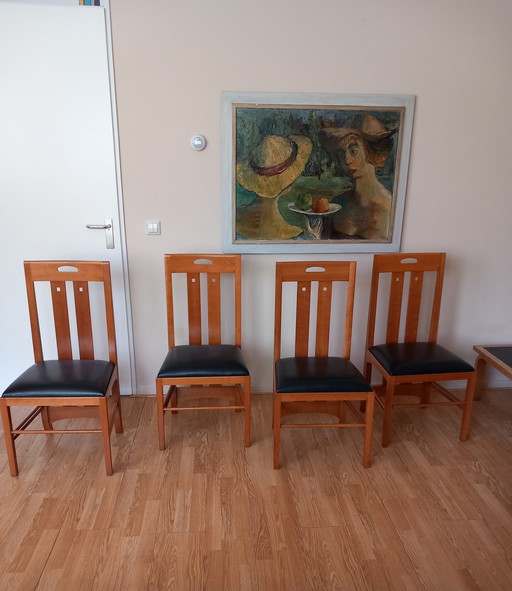 4x Cassina Ingram stoelen