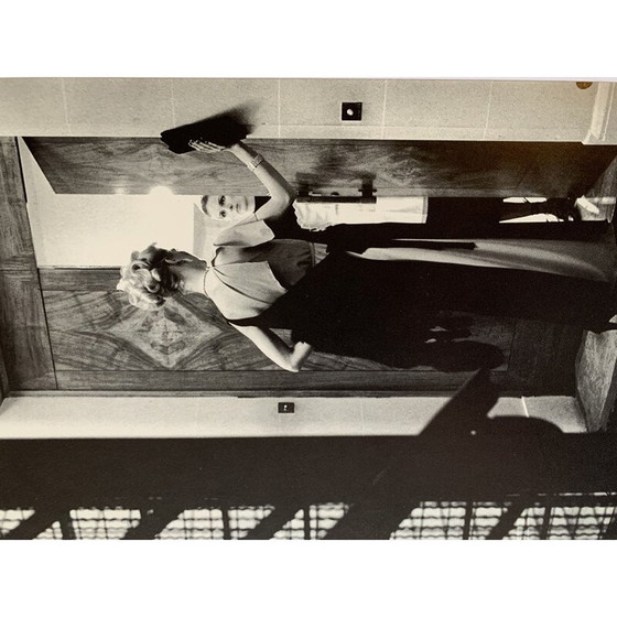 Image 1 of Vintage fotogravure "16e arrondissement, Parijs 1976" van Helmut Newton, Frankrijk 1970