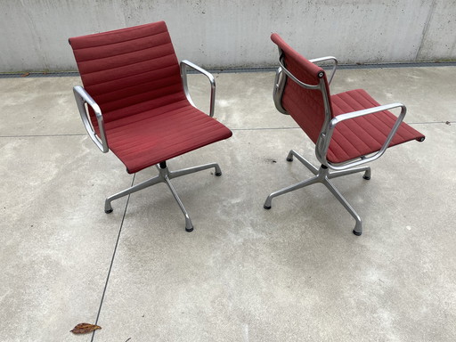 Set van 2 Herman Miller Eames Ea108 - Vintage