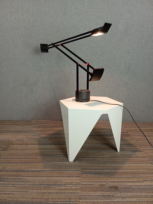 1X Artemide Tizio bureaulamp