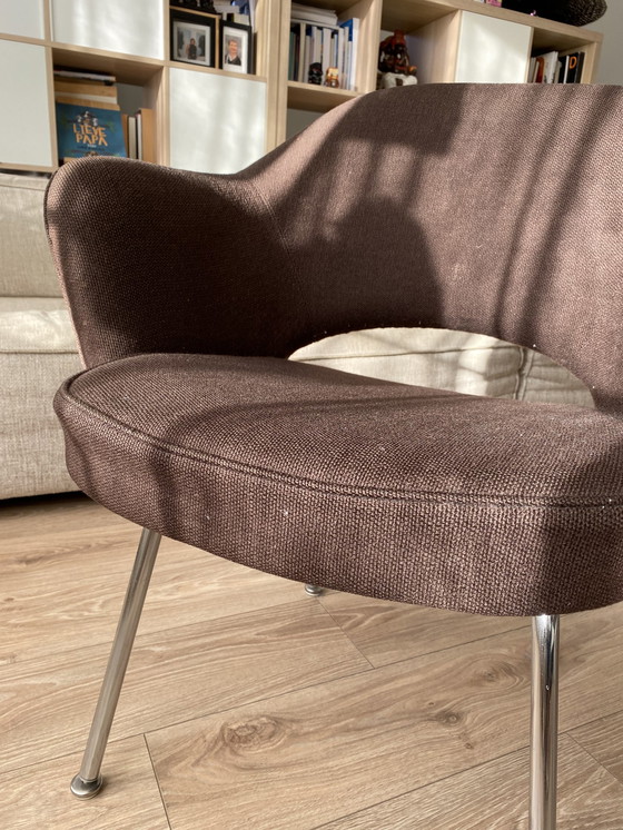 Image 1 of 2x Knoll model 71 armchair - opknapper