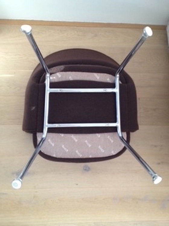 Image 1 of 2x Knoll model 71 armchair - opknapper