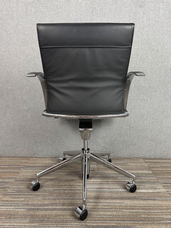 Image 1 of Ahrend 350 Bureaustoel