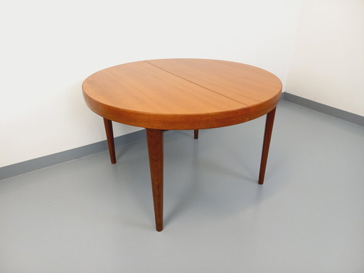 Grote Vintage 50s 60s Scandinavische ronde teakhouten tafel met verlengstukken