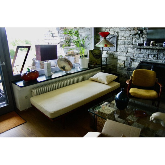 Image 1 of Vintage Minerva daybed in massief teakhout en alcantara van Peter Hvidt voor John Stuart, 1950
