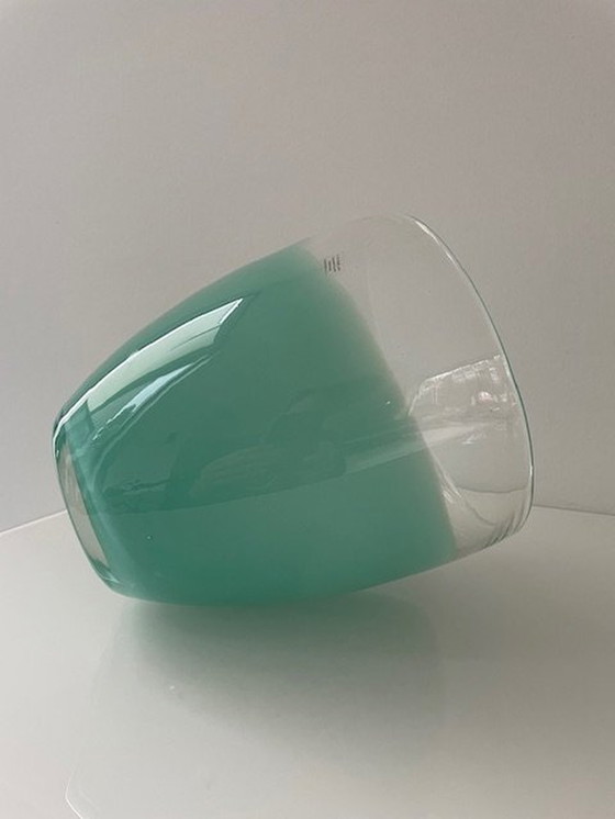 Image 1 of Mondgeblazen Glazen Vaas Met Mintgroen Dip Effect - Glaskunst