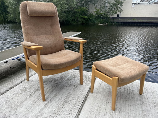 Farstrup fauteuil + ottoman