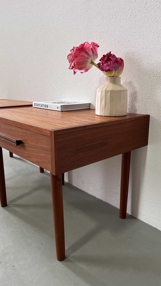 Image 1 of 2x vintage nachtkastjes