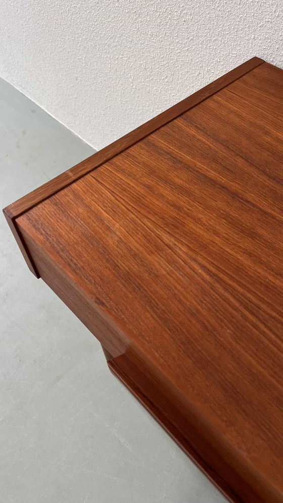 Image 1 of 2x vintage nachtkastjes