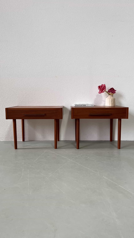 Image 1 of 2x vintage nachtkastjes