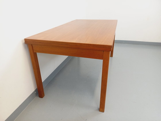 Image 1 of Vintage 60's Scandinavische stijl teakhouten eettafel met verlengstukken