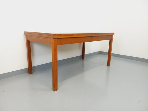 Vintage 60's Scandinavische stijl teakhouten eettafel met verlengstukken