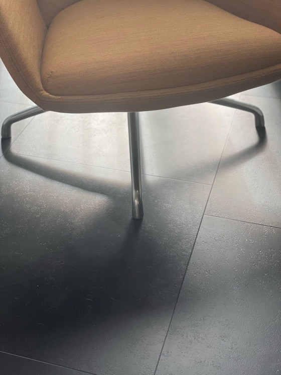 Image 1 of EYYE Puuro fauteuil