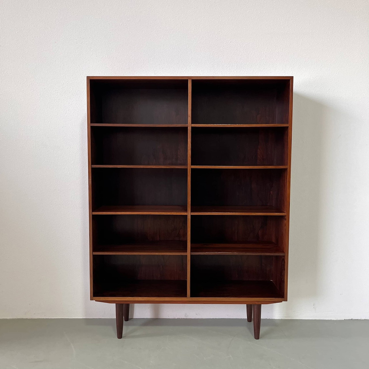 Vintage palissander boekenkast