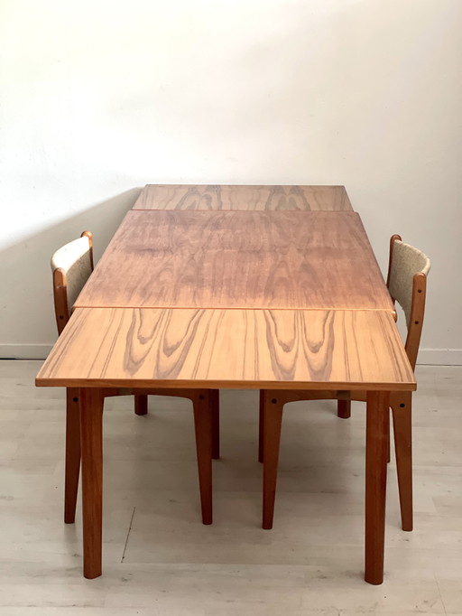 Vintage eettafel uitschuifbaar