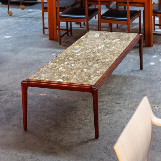 Image 1 of Vintage marmeren en teakhouten salontafel, Denemarken 1960