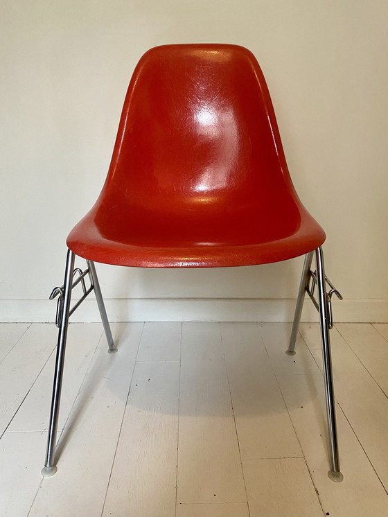 Image 1 of Eames Dss stoel van glasvezel, Herman Miller