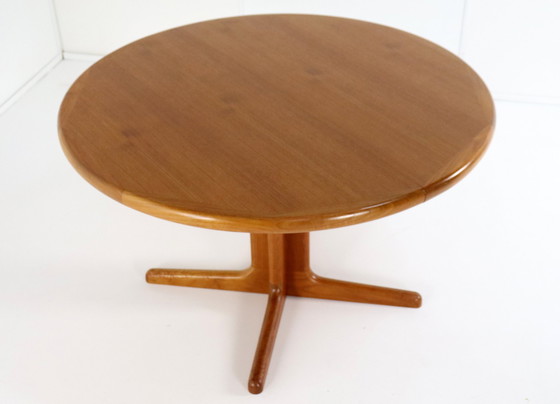 Image 1 of Johs. Kristoffersen & Son Ronde Eettafel 'Bjerget' Vintage 