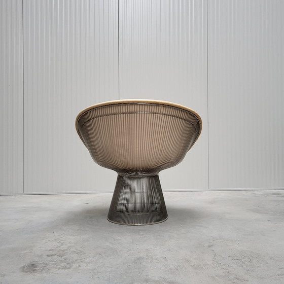 Image 1 of 2X Warren Platner loungestoel Knoll Naturale Ultra Suede