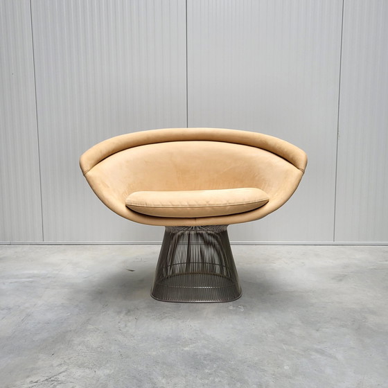 Image 1 of 2X Warren Platner loungestoel Knoll Naturale Ultra Suede