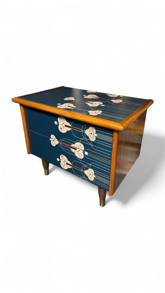 Image 1 of Vintage Nachtkastjes Bekleed Met Art Deco Print In Goud Met Blauw
