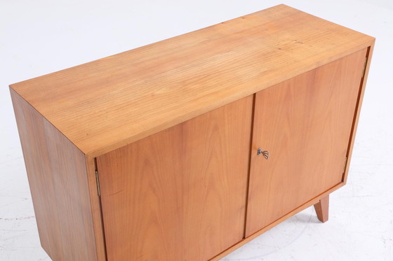 Image 1 of Klassieke vintage ladekast jaren 60 | Mid Century kast | Retro houten opbergmeubel