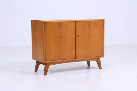 Image 1 of Klassieke vintage ladekast jaren 60 | Mid Century kast | Retro houten opbergmeubel