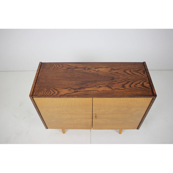 Image 1 of Vintage houten highboard, Tsjechisch 1970