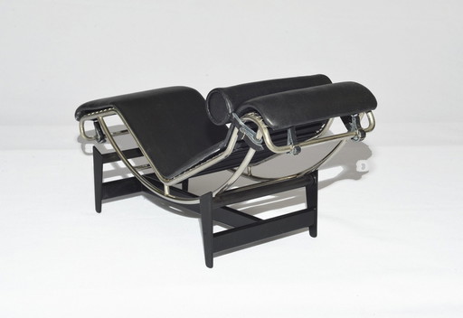 Vitra Miniatuur 'Lc4 Chaise Longue' Le Corbusier, Jeanneret