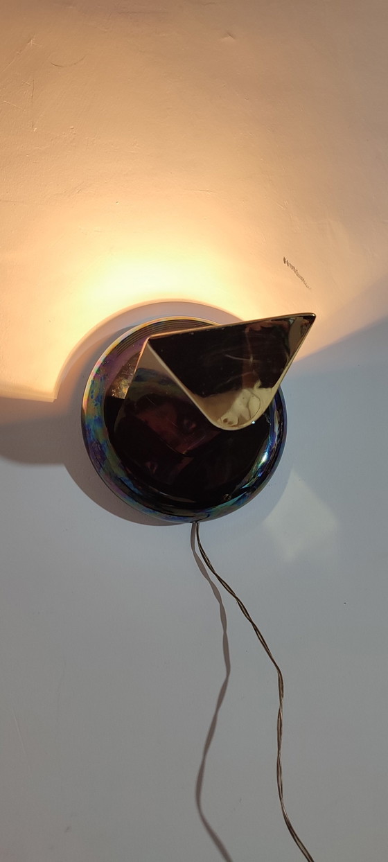 Image 1 of Iriserende Wandlamp