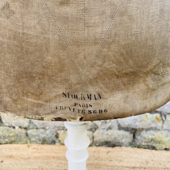 Image 1 of Vintage etalagepop wespentaille