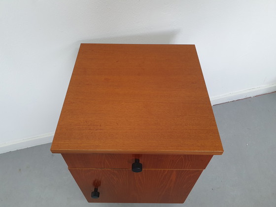 Image 1 of Nachtkastje teak. Mid-Century halkastje/kastje.