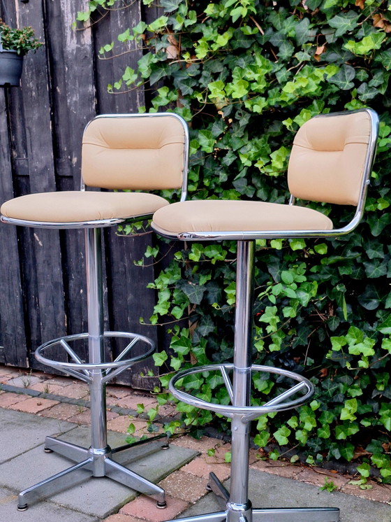 Image 1 of Twee Vintage Barstoelen Met Skai En Chroom, 70S 