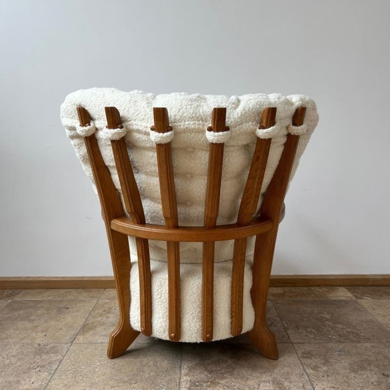 Image 1 of Eikenhouten fauteuil uit Mid Century Frankrijk, Guillerme et Chambron, 1960