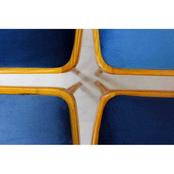 Image 1 of Set van 4 essenhouten eetkamerstoelen van TON, 1960