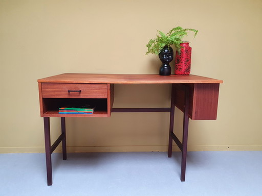 Mid-Century teak bureau/werkplek.