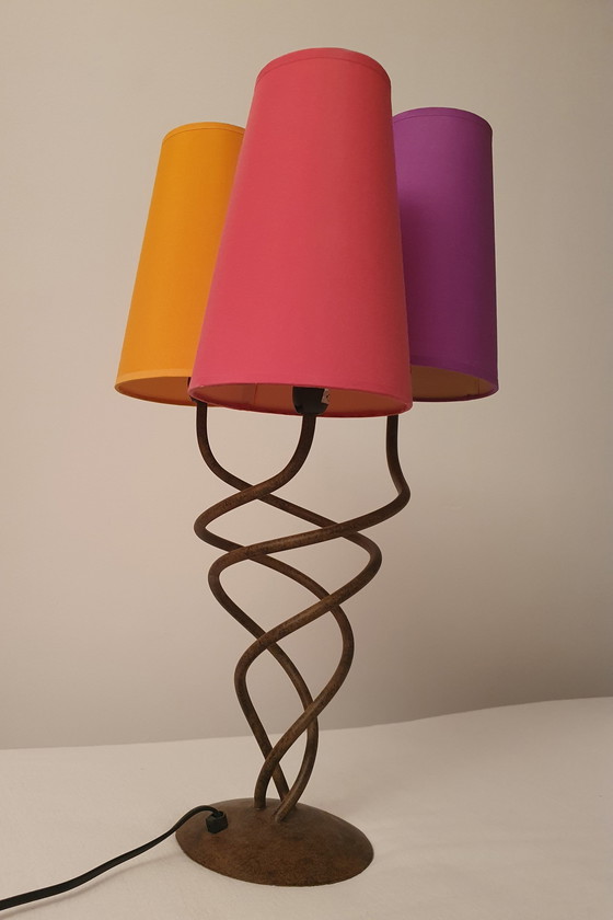 Image 1 of Woonkamerlamp met drie gekleurde kappen Lumiclub