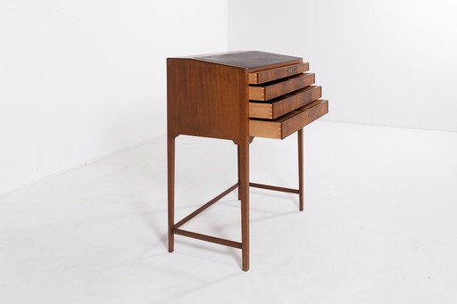 Deens Mid Century Modern Staand Bureau van Frits Henningsen