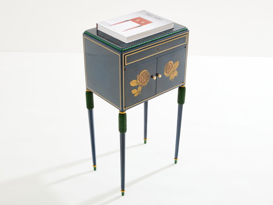 Image 1 of Paul Follot Klein beschilderd beukenhouten kabinet 1920