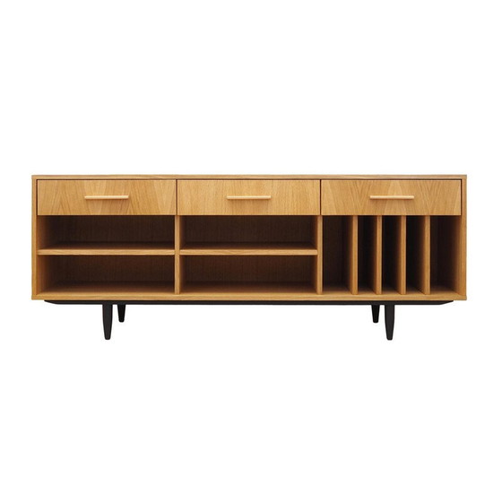 Image 1 of Scandinavisch eiken dressoir