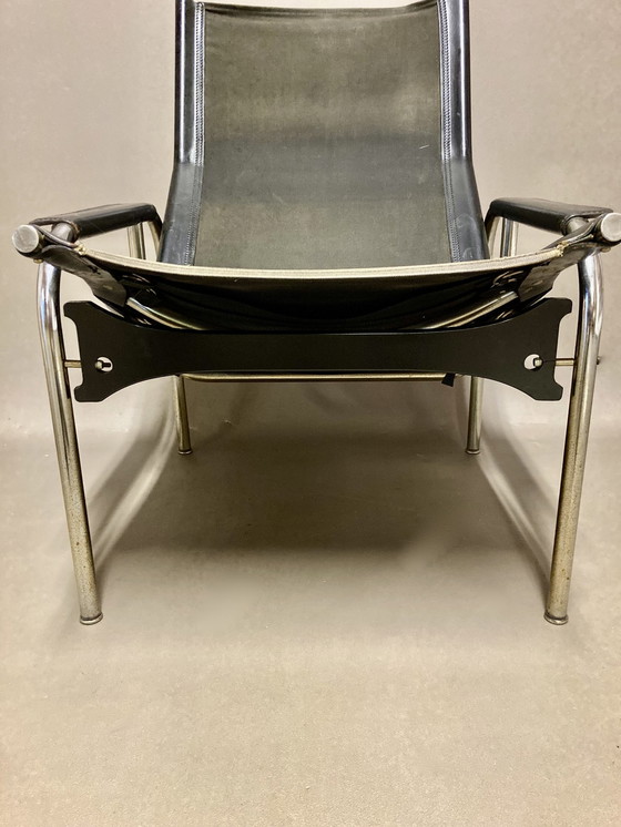 Image 1 of Paar zwart leren fauteuils Design 1960.