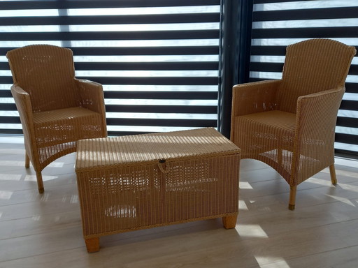 2 Lloyd Loom Fauteuils En Dekenkist 