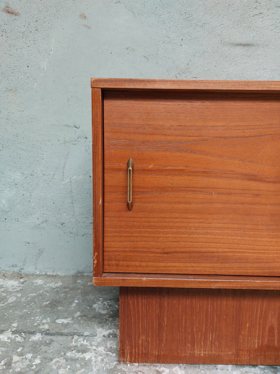 Image 1 of Mid Century dressoir