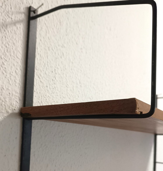 Image 1 of Zestiger Jaren Wandrek Met Twee Planken 